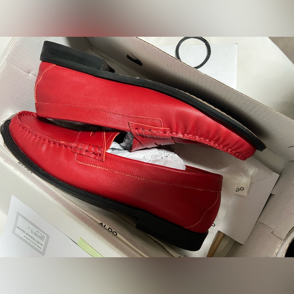 Aldo red vintage inspired penny loafers mule flats size 7.5